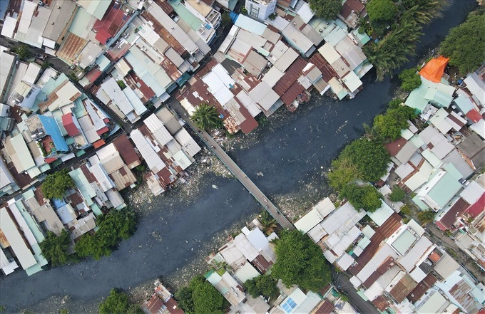 HCM City to remove slums along canals - 1 HCM City to remove slums along canals - 1