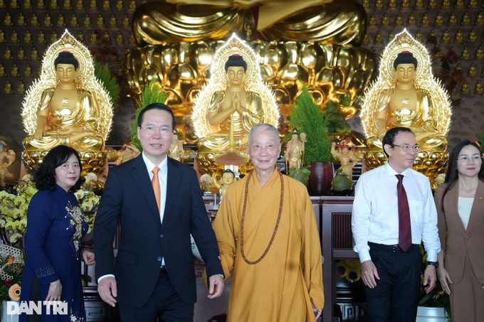 State president congratulates Buddhist dignitaries on Buddha's birthday - 1