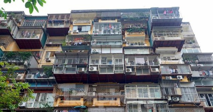 Hanoi to spend VND500bn to renovate old apartment buildings - 1