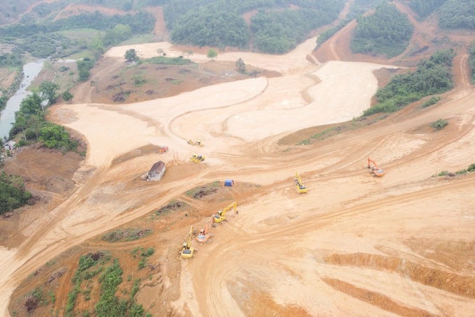 Hoa Binh tourism investor fined for unlicensed project - 1