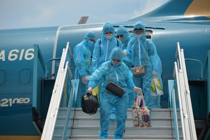 Pandemic prevention rules pose challenges to resumed flights - 1
