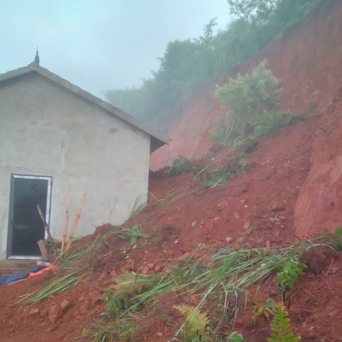 One dead, two injured in Ha Giang landslide - 1 One dead, two injured in Ha Giang landslide - 1