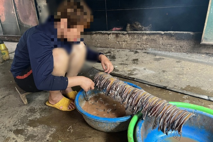 Hoa Binh vows to curb earthworm hunting - 3 Hoa Binh vows to curb earthworm hunting - 3