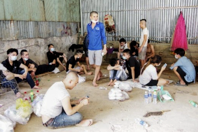 40 Vietnamese people flee Cambodia's casino - 1