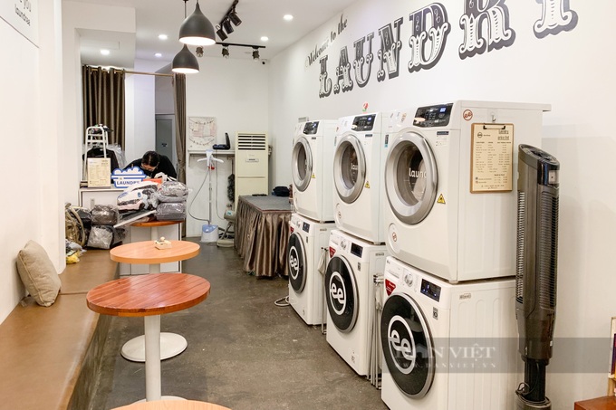 Hanoi man spills the beans on coffee and laundry service - 3 Hanoi man spills the beans on coffee and laundry service - 3