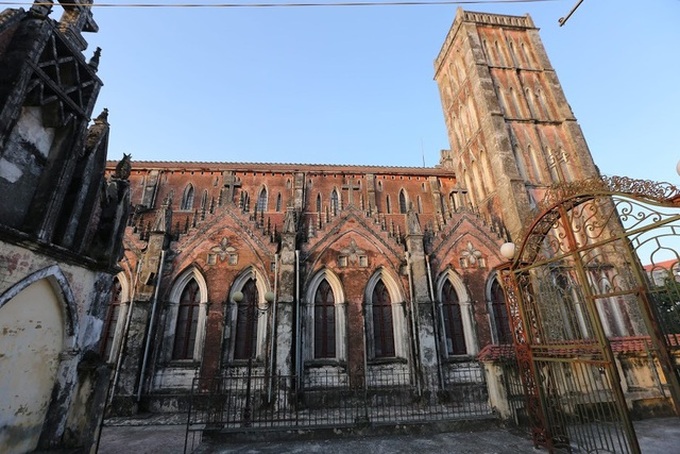 Northern Basilica attracts visitors - 10