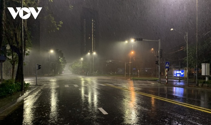 Storm Vamco downgraded, makes landfall - 1 Storm Vamco downgraded, makes landfall - 1