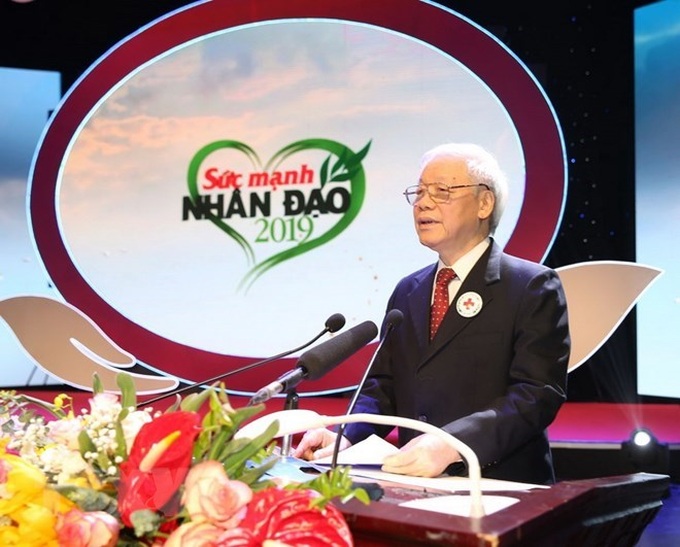 Leader calls on whole society to support disadvantaged - 1 Leader calls on whole society to support disadvantaged - 1