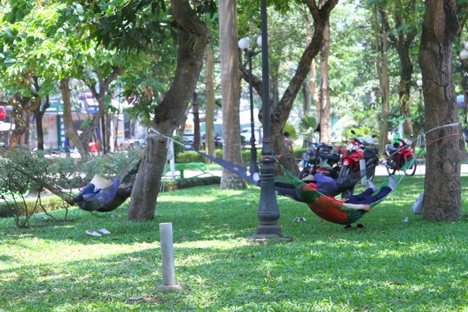 Central province struggling hot weather - 7