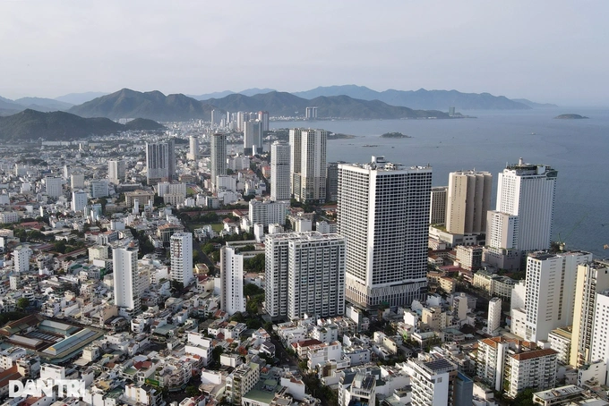 High-rises block Nha Trang sea views - 4