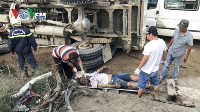 41 people killed by traffic accidents during Hung Kings holiday - 1