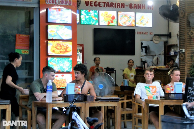 Ninh Binh village prospers from tourism - 6