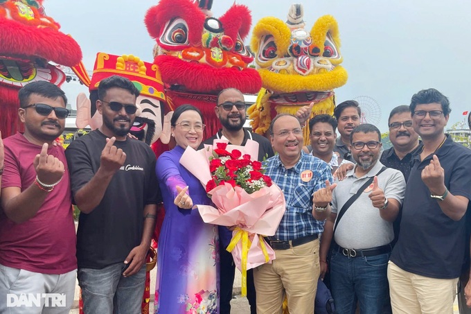 Ha Long welcomes over 1,400 Indian visitors - 1