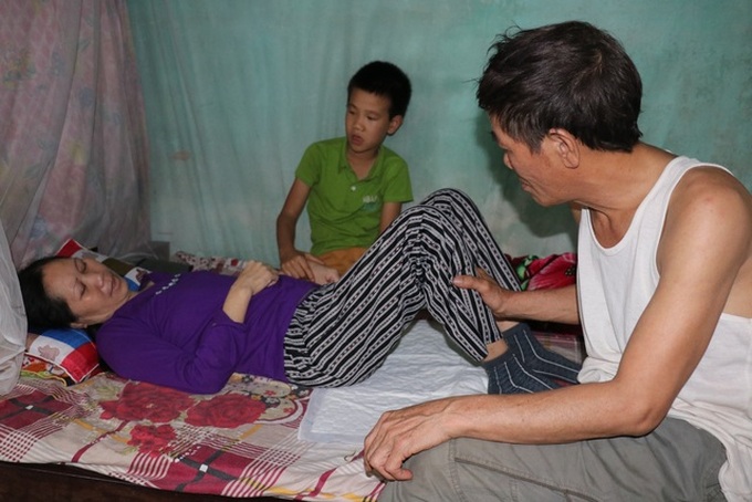 Ill family struggles to live on - 2 Ill family struggles to live on - 2