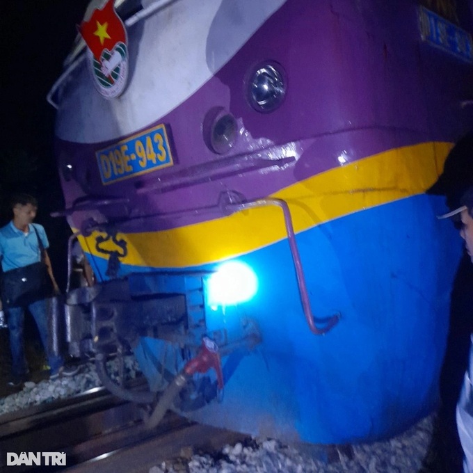 Freight train derails in Thua Thien-Hue - 1 Freight train derails in Thua Thien-Hue - 1