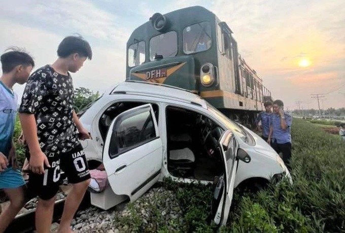 Requiem for 6,000 traffic victims to be held - 1