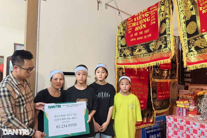 Four Nghe An orphans receive support - 1