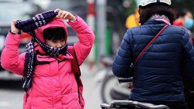 Hanoi schools allow students to stay home during cold weather - 1 Hanoi schools allow students to stay home during cold weather - 1
