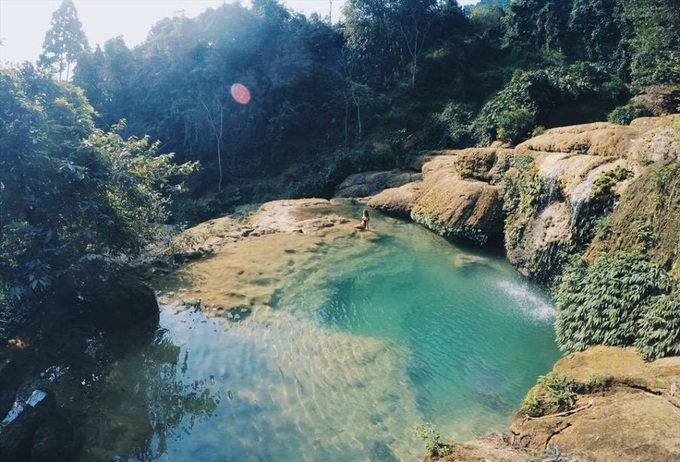 Thanh Hoa waterfall recognised as tourist site - 4