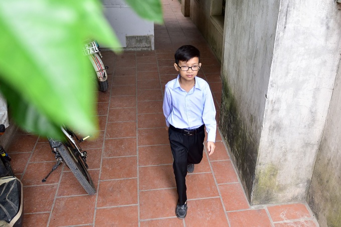 Tiny teacher inspires disabled - 2