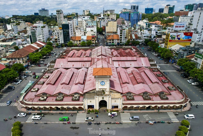 HCM City to upgrade 110-year-old market - 1