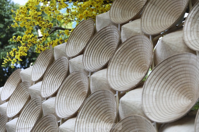 Tet calligraphy street opens in HCM City - 11