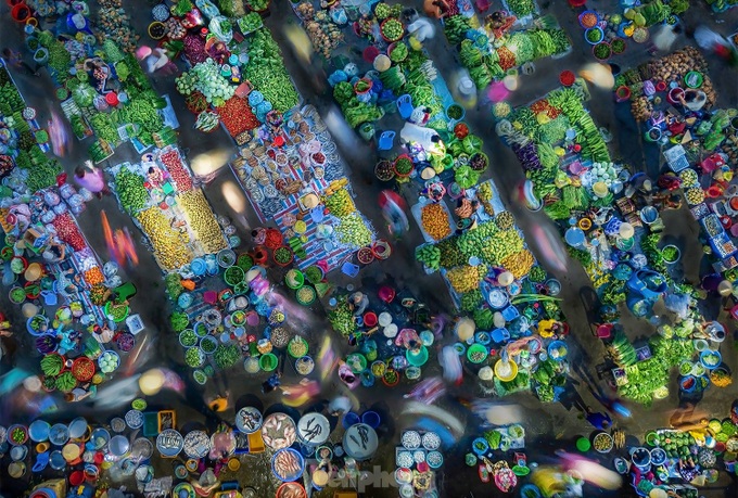 A special Mekong Delta market - 1 A special Mekong Delta market - 1