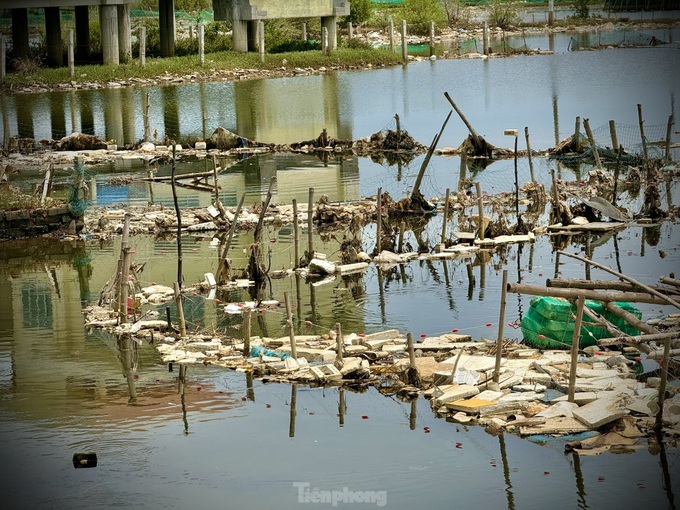 Rubbish threatens Quang Ngai river - 4 Rubbish threatens Quang Ngai river - 4