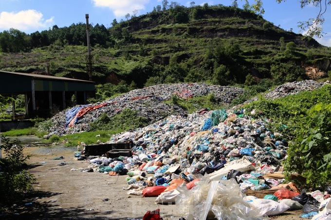 Ha Tinh struggles with waste headache - 1 Ha Tinh struggles with waste headache - 1