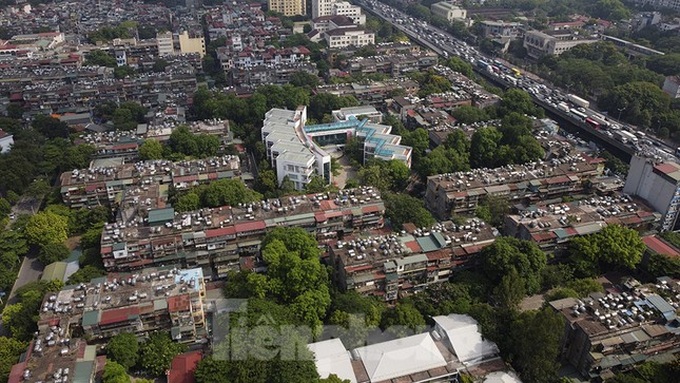 Rooftop water tanks pose dangers in Hanoi - 3 Rooftop water tanks pose dangers in Hanoi - 3