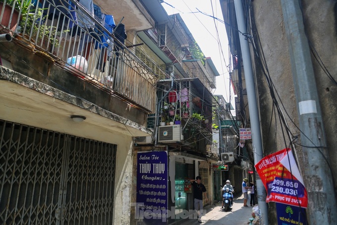 Caged-balcony houses in Hanoi block firefighter access - 6 Caged-balcony houses in Hanoi block firefighter access - 6