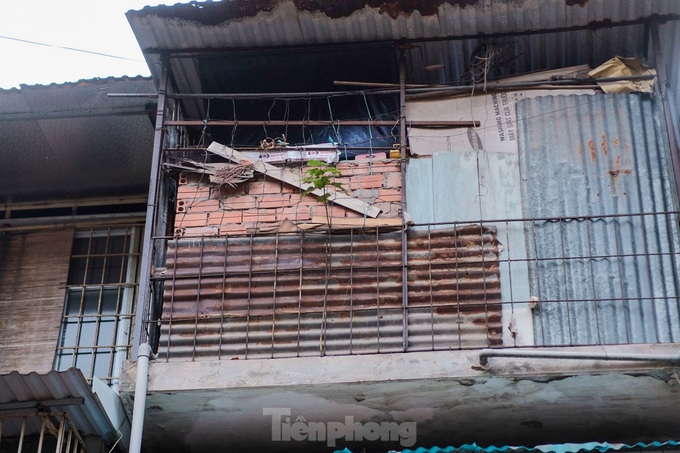 Caged-balcony houses in Hanoi block firefighter access - 7 Caged-balcony houses in Hanoi block firefighter access - 7