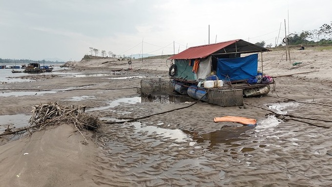 Da River sees record-low water level - 2