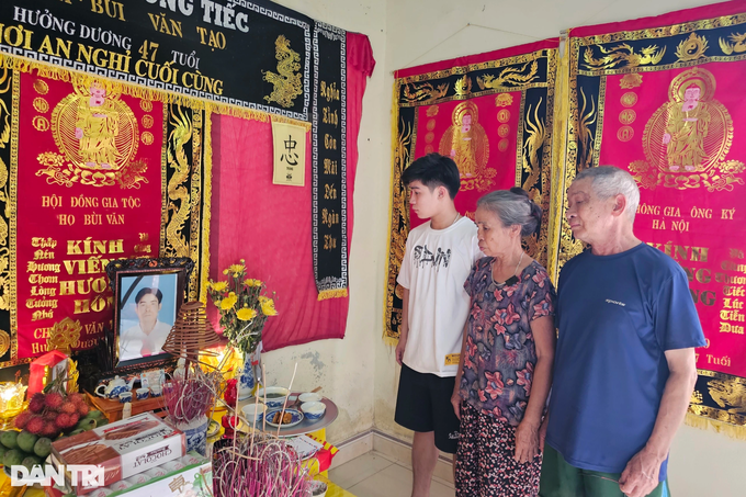 Dantri/DTiNews helps poor student in Nghe An - 2