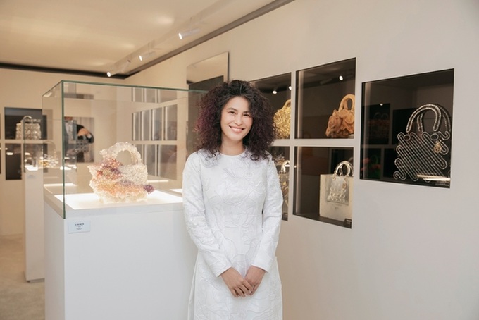 Vietnamese artist works with French fashion house - 4 Vietnamese artist works with French fashion house - 4