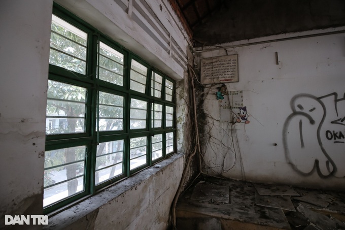 School abandoned for 15 years in HCM City - 4 School abandoned for 15 years in HCM City - 4