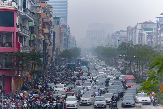 Exhibition showcases urban pollution in Vietnam - 6 Exhibition showcases urban pollution in Vietnam - 6