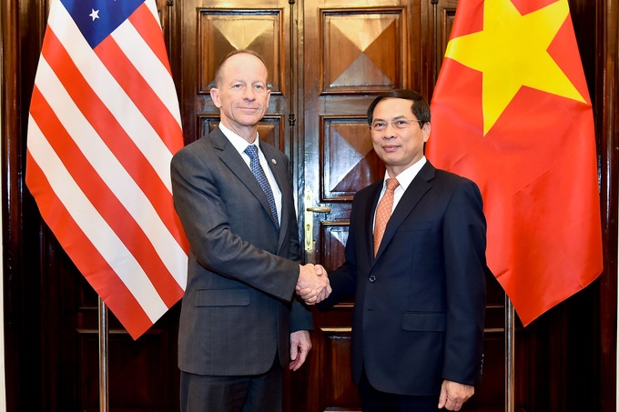 US and Vietnam continue to benefit from relations - 1