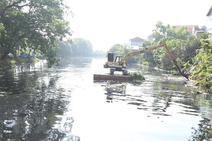 Hanoi’s irrigation system polluted with wastewater - 1 Hanoi’s irrigation system polluted with wastewater - 1