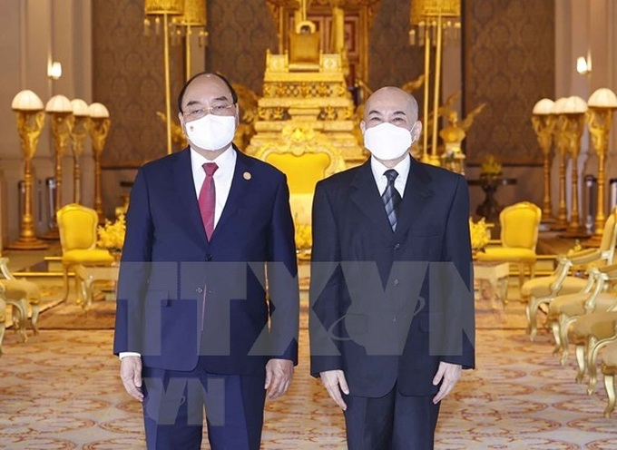 Vietnam, Cambodia issue joint statement - 1