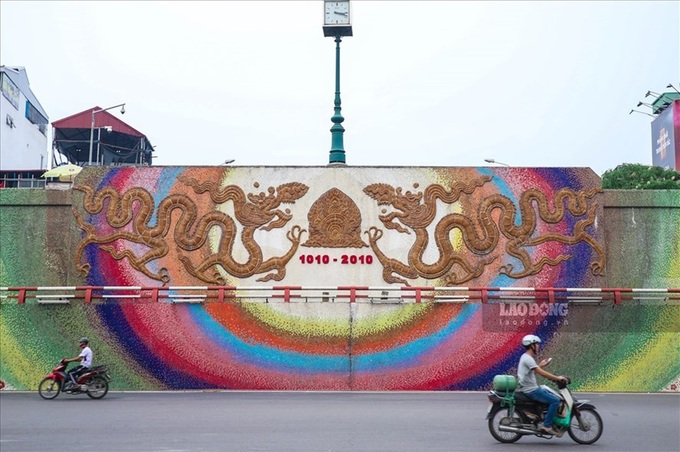 Hanoi’s world-record mural road to be expanded - 1 Hanoi’s world-record mural road to be expanded - 1