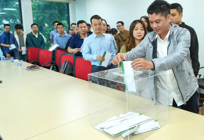 Dantri staff and readers donate to flood victims - 3