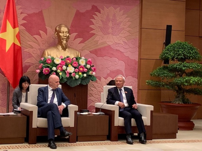 Belgian parliamentary delegation visits Vietnam - 1