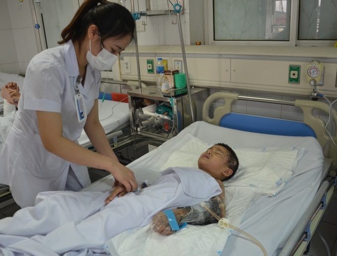 Six-year-old boy could lose limb after traffic accident - 2 Six-year-old boy could lose limb after traffic accident - 2