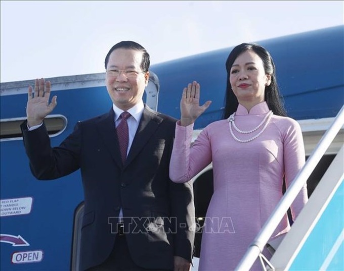 President leaves Hanoi for visits to Austria, Italy, the Vatican - 1 President leaves Hanoi for visits to Austria, Italy, the Vatican - 1