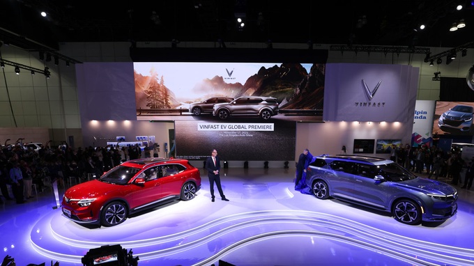 VinFast unveils submission of listing documents for US IPO - 1