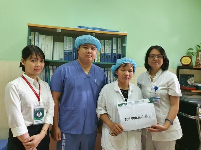 Readers help little girl overcome illness - 1