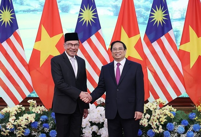 Vietnamese, Malaysian PMs delighted at development of bilateral relations - 1 Vietnamese, Malaysian PMs delighted at development of bilateral relations - 1