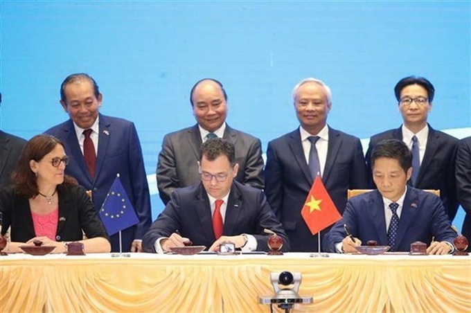 Vietnam, EU sign free trade, investment protection agreements - 1
