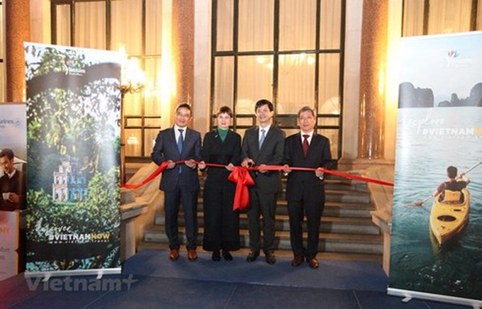 Vietnam’s first overseas tourism office opened in UK - 1